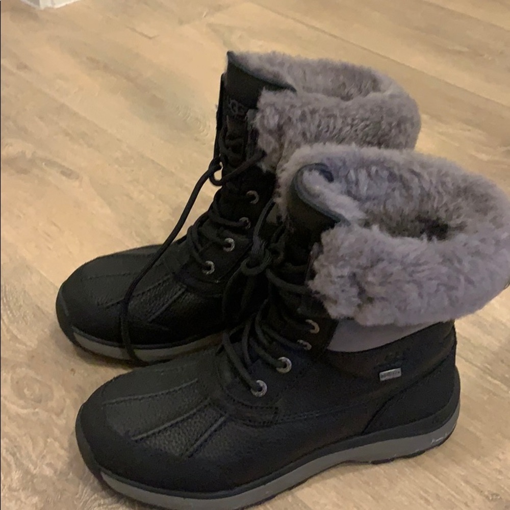 Waterproof boots Brand UGG size 8.